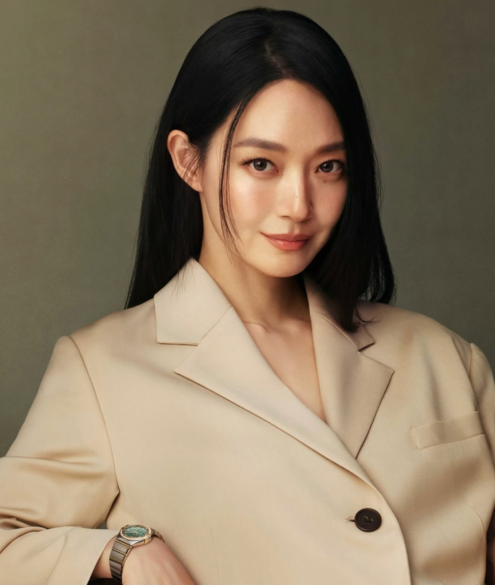 Shin Min Ah sẽ trở lại màn ảnh với bộ phim truyền hình Hoàng Hậu Tái Hôn.