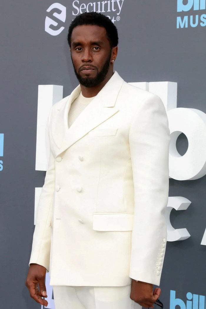 Sean “Diddy” Combs nhập viện khi đang thụ án tù Ảnh 3