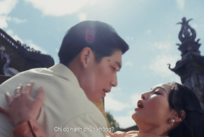 Thị Liễu (Ninh Dương Lan Ngọc) bất ngờ xuất hiện sau nhiều năm xa cách.