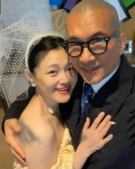 Từ Hy Viên và chồng là Koo Jun Yup.