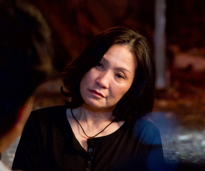 Hồng Đào trong Lên Hương.