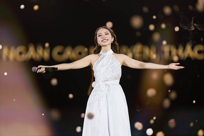 Phương Mỹ Chi có hoạt động âm nhạc vô cùng năng suất thời gian qua.
