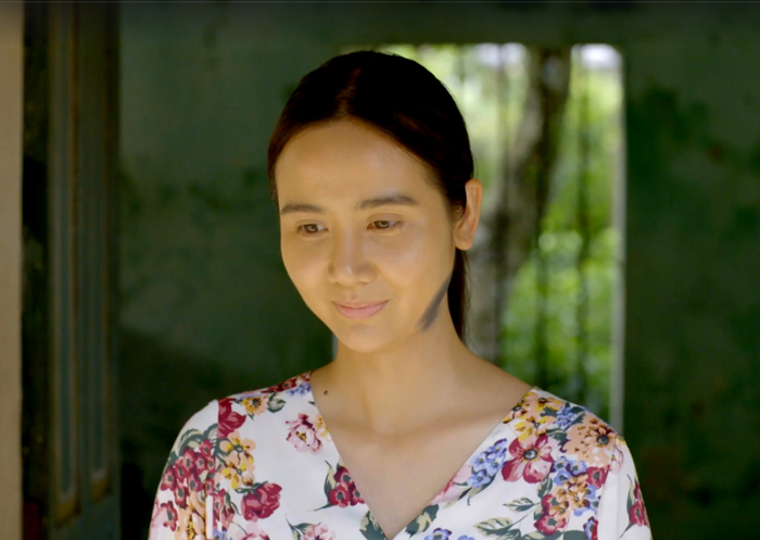 Tạo hình của Huyền Lizzie trong Căn nhà không mái che.