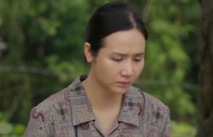 Hạnh (Huyền Lizzie) rơi vào tình thế khó xử.