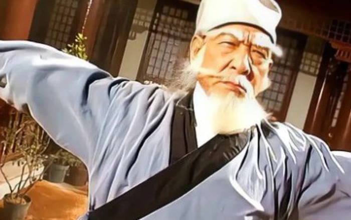 Tảo Địa Tăng khiến võ lâm kinh ngạc khi thể hiện võ công vượt trội, dễ dàng khống chế hai cao thủ Tiêu Viễn Sơn và Mộ Dung Bác.