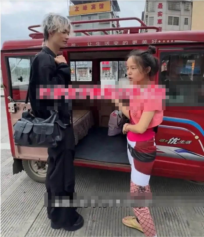 Cô gái để mặt mộc gặp bạn trai kém 9 tuổi quen qua mạng, 'cái kết' khiến nhiều người bất ngờ Ảnh 1