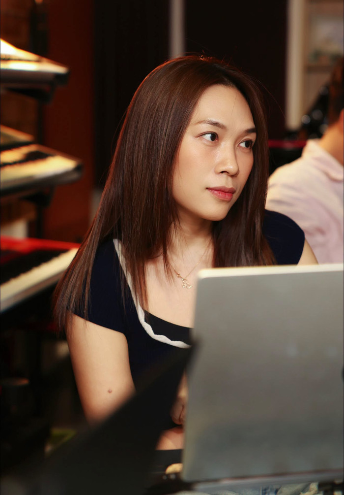 Mỹ Tâm khiến người hâm mộ chú ý khi tiết lộ chương trình có thể xuất hiện những ca khúc mới.