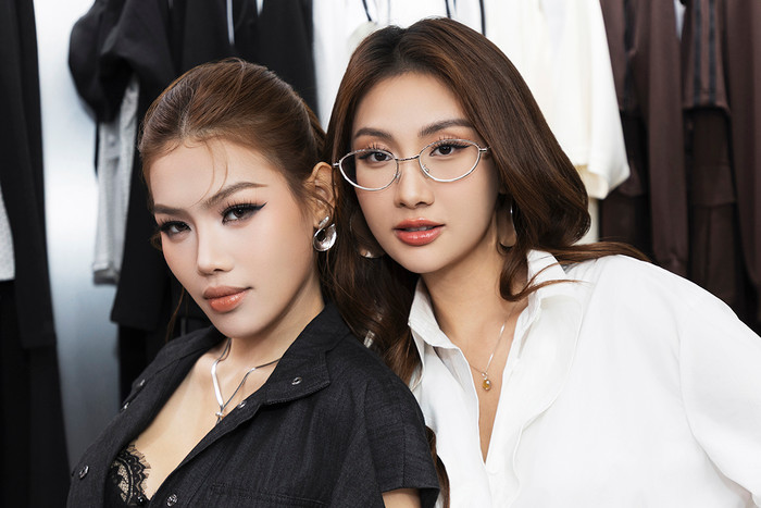 Dù lựa chọn hai hình tượng khác nhau, cả hai vẫn tạo nên màn kết hợp ăn ý khiến khung hình như 'sáng bừng'.