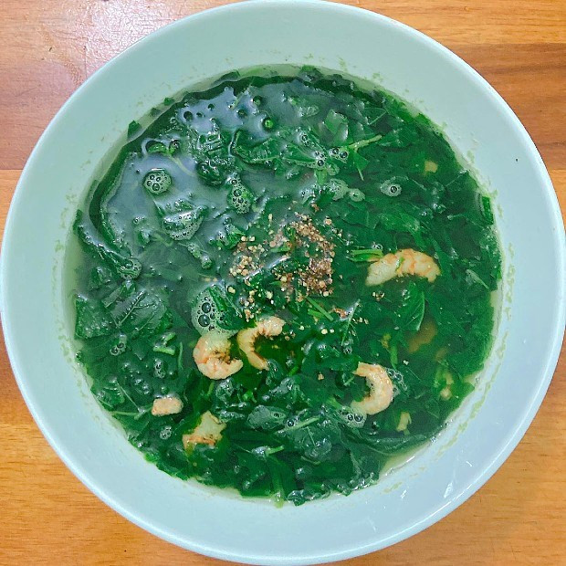 Canh rau.