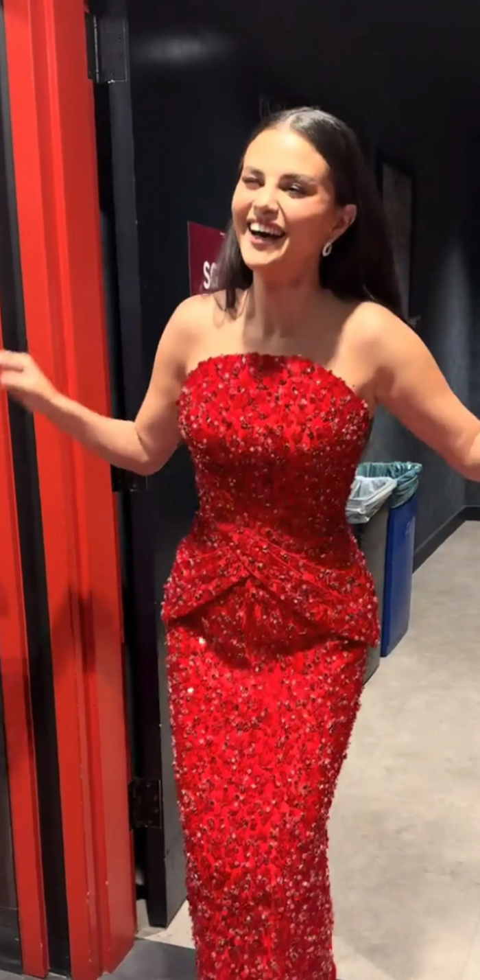 Hình ảnh Selena Gomez trong đoạn video đang gây sốt.