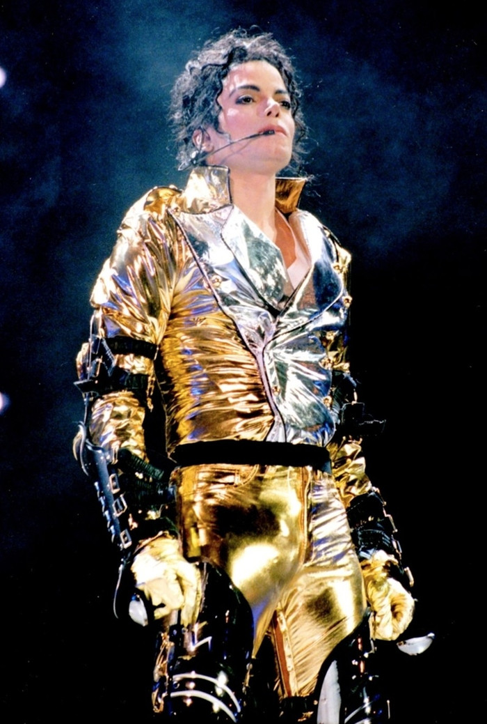Sau 17 năm ngày mất, Michael Jackson vẫn áp đảo các ngôi sao âm nhạc đương đại Ảnh 2