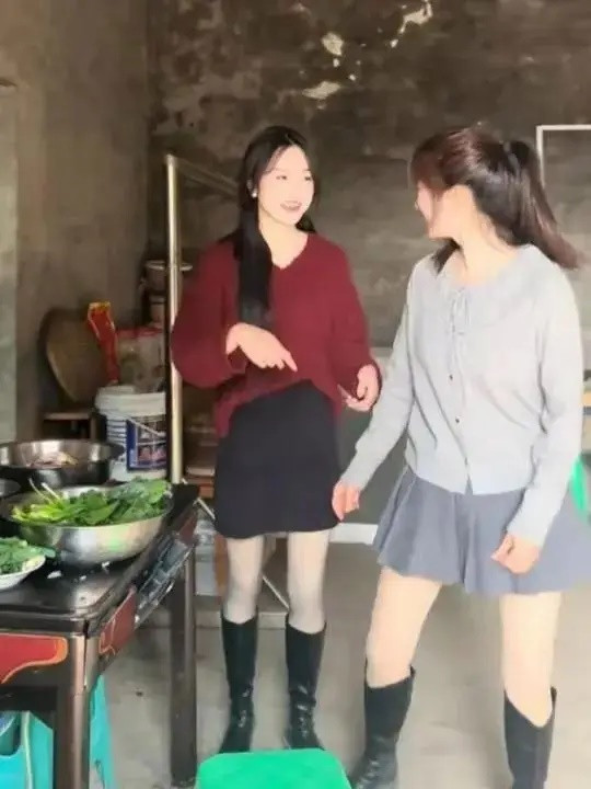 Người đàn ông trở về nhà, sững sờ khi thấy cảnh tượng giữa vợ mới và vợ cũ Ảnh 4