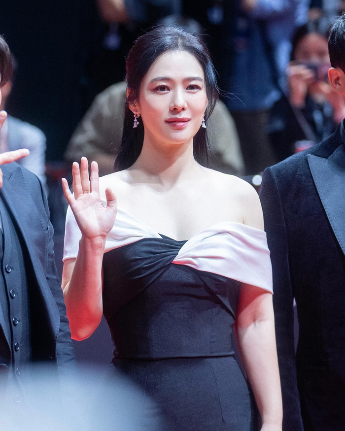 Kim Hyun Joo đã có những trải lòng đáng chú ý về sự thay đổi của bản thân sau nhiều năm hoạt động trong làng giải trí.