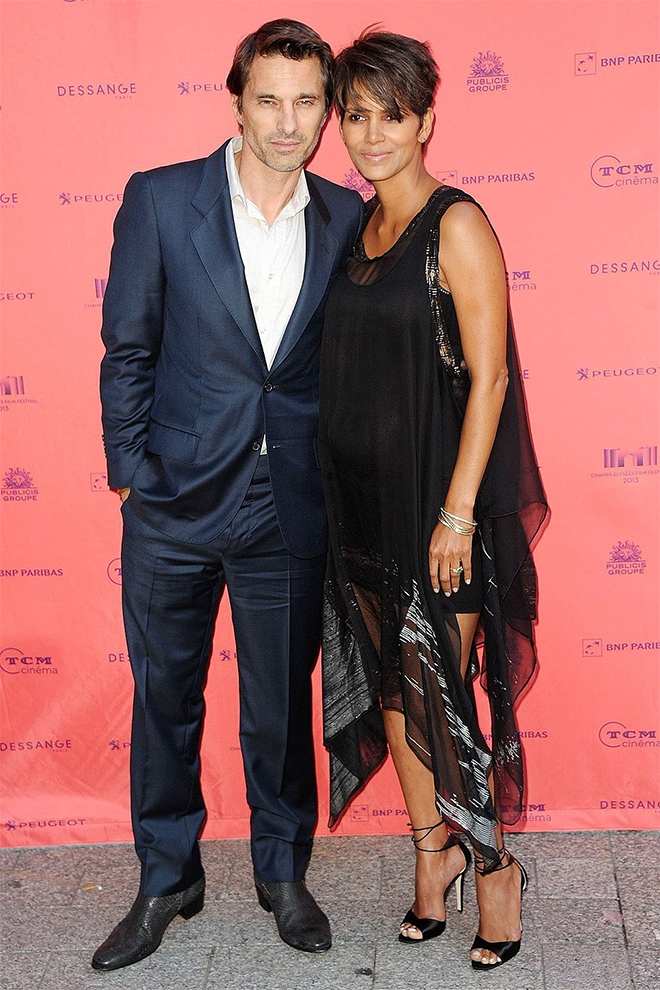 Halle Berry và Olivier Martinez kết hôn năm 2013, đệ đơn ly hôn năm 2015 nhưng đến năm 2023 mới hoàn tất thủ tục.