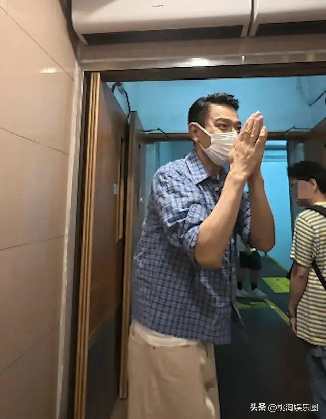 Nhiều khán giả yêu mến Lưu Đức Hoa suốt nhiều năm qua. (Ảnh Sohu)