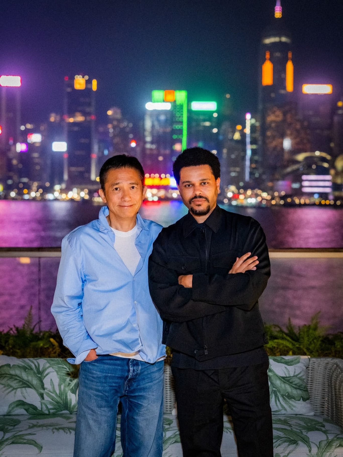 Cuộc gặp mặt giữa The Weeknd và vợ chồng siêu sao Lương Triều Vỹ gây sốt Ảnh 2