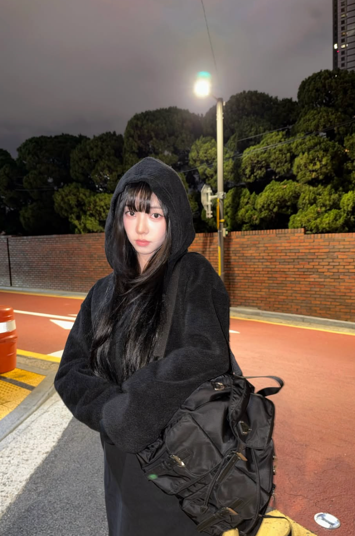 Karina (aespa) gây sốt với nhan sắc đẹp như búp bê Ảnh 4