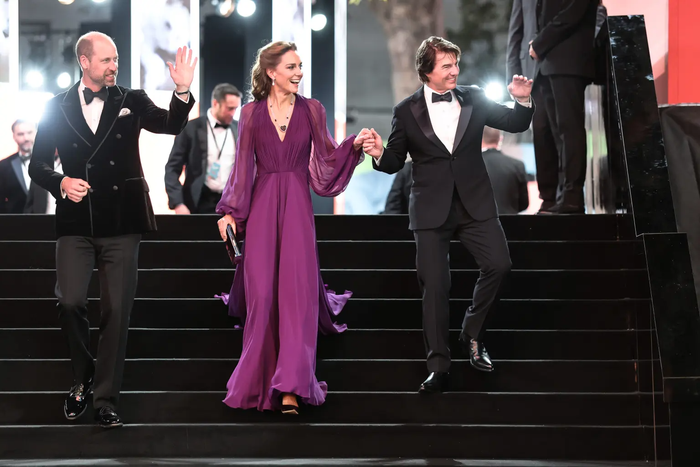Tom Cruise cũng chia sẻ rằng anh cảm thấy rất vui khi chứng kiến cặp đôi hoàng gia thưởng thức bộ phim và trực tiếp tham gia sự kiện.