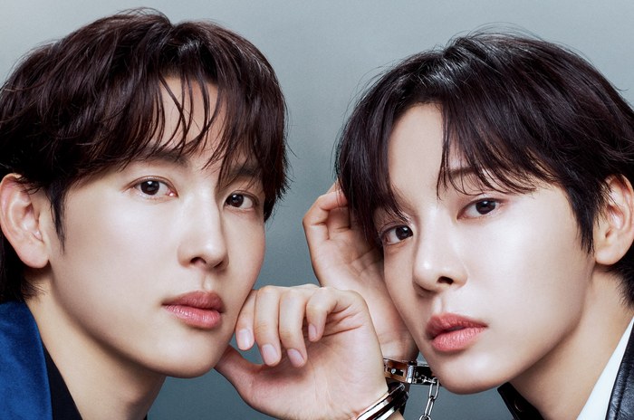 Love in Disguise quy tụ Yim Si Wan, Seol In Ah, Kim Jung Hyun và Yeonwoo, chính thức lên sóng từ ngày 19/10 vào thứ Hai và thứ Ba lúc 20h50 trên tvN.