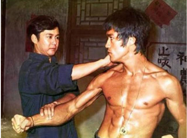 Lý Tiểu Long có cuộc đối đầu kín với Hoàng Trạch Dân năm 1964.