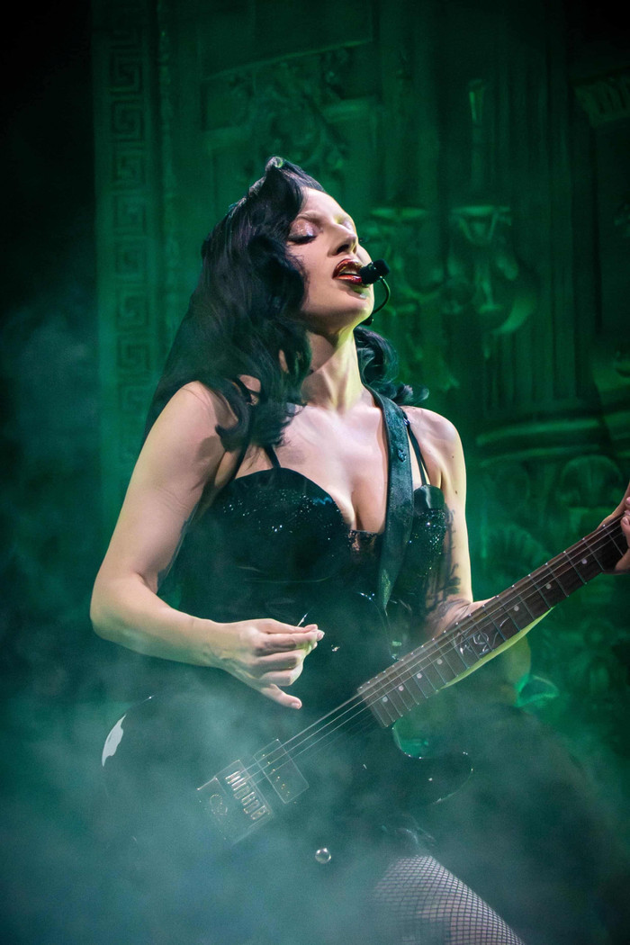 Lady Gaga trấn an người hâm mộ sau khi khép lại kỷ nguyên MAYHEM Ảnh 1