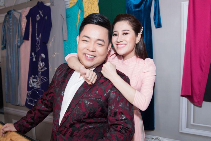 Quang Lê và ngọc nữ bolero Tố My có mối quan hệ thân thiết nhiều năm.