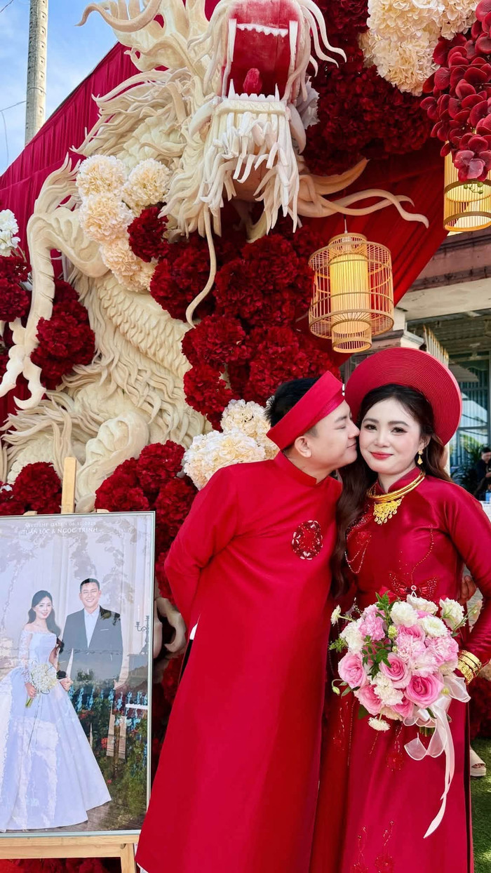 Hoài Lâm và Ngọc Trinh tổ chức đám cưới ở quê nhà.