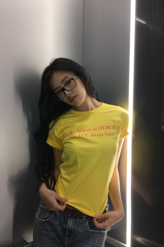 Ahn Yu Jin đã đăng tải lên trang mạng xã hội cá nhân loạt ảnh mới.