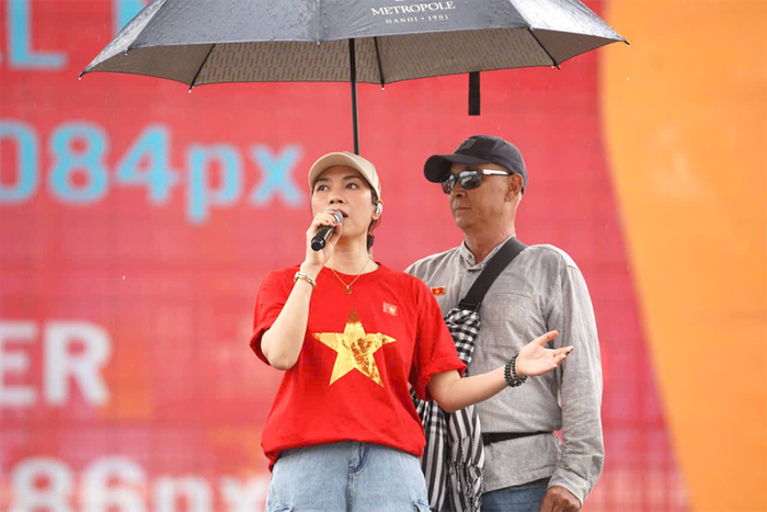 'Người đàn ông cả nước biết mặt' đăng đàn thổ lộ về Mỹ Tâm Ảnh 4