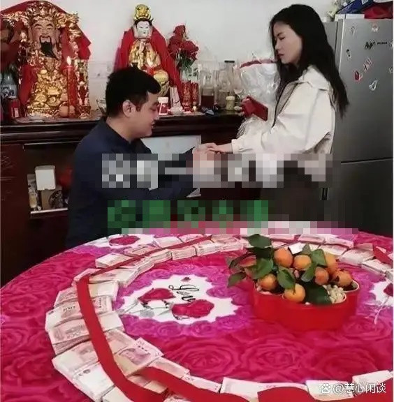 Chàng trai gom hơn 1 tỷ đồng tiền sính lễ, cô gái vẫn khó chịu vì một điều trong ngày đính hôn Ảnh 3