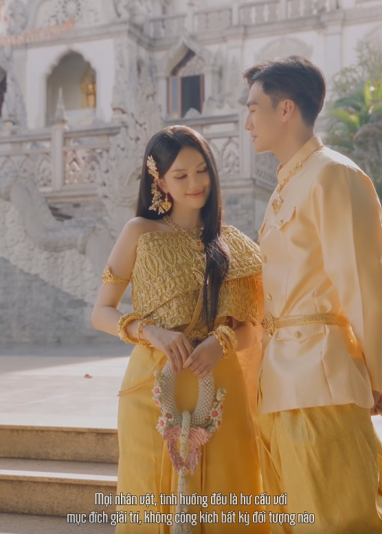 Ngọc Trinh xuất hiện tình tứ bên Mạc Trung Kiên, gợi liên tưởng đến MV Thiên Đường Với Người Thương.