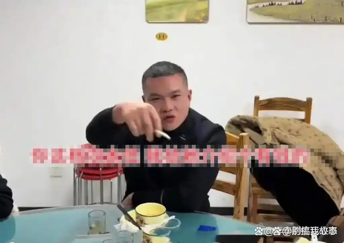 Vợ giục đến nhà hàng gấp, người chồng bàng hoàng khi nhìn thấy khung cảnh bên trong Ảnh 3