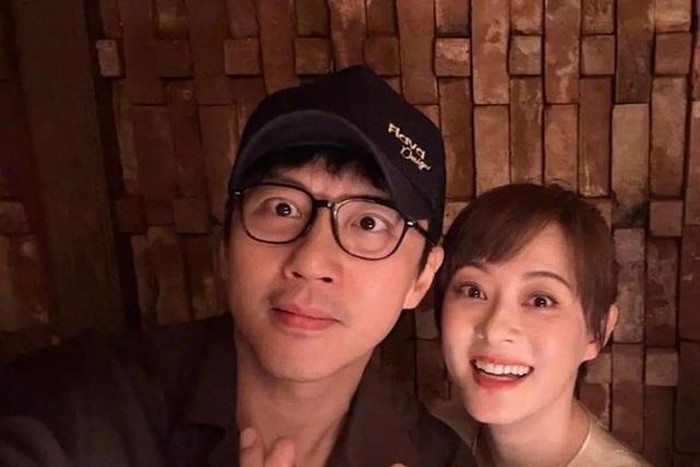 Tôn Lệ và Đặng Siêu hiện có hôn nhân hạnh phúc bên các con.