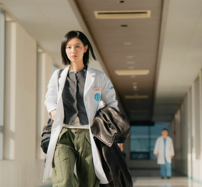 Kim Ji Won trong Doctor X.