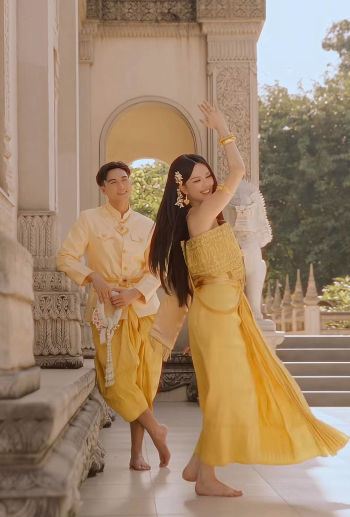 Ngọc Trinh 'nên duyên' cùng Mạc Trung Kiên với nhiều khoảnh khắc tình tứ, ngọt ngào.