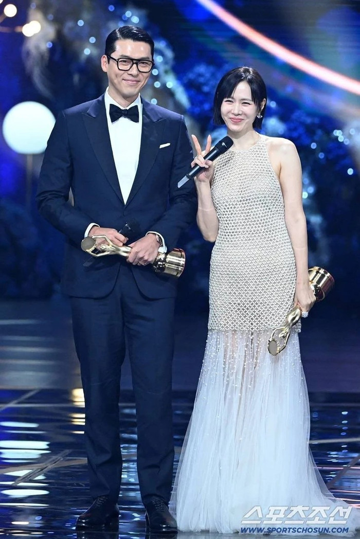 Thông tin Son Ye Jin và Hyun Bin xuất hiện cùng nhau tại một sự kiện vào 3/11 nhận sự quan tâm từ nhiều khán giả. (Ảnh Sports Chosun)