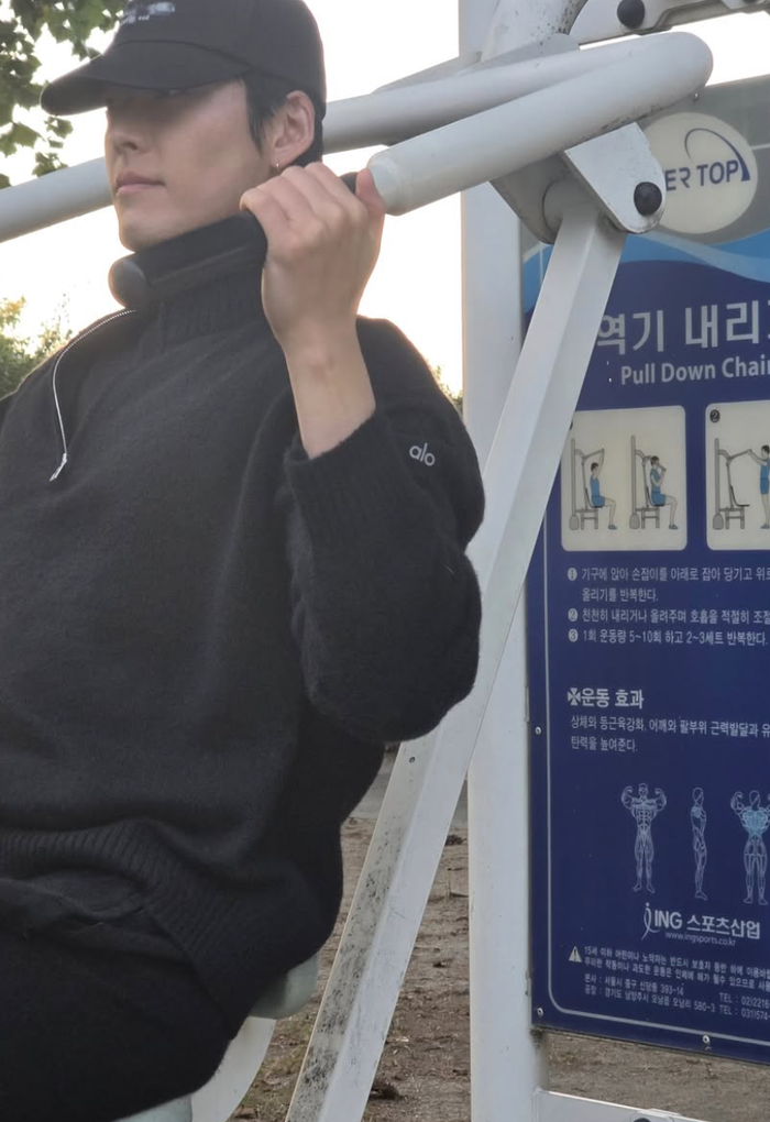 Kim Woo Bin gây bất ngờ với hình ảnh đời thường sau gần 1 năm kết hôn cùng Shin Min Ah Ảnh 3
