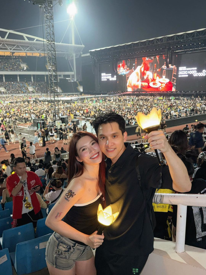 Chế Nguyễn Quỳnh Châu cùng chồng 'quẩy' nhiệt tình ở concert của BIGBANG.
