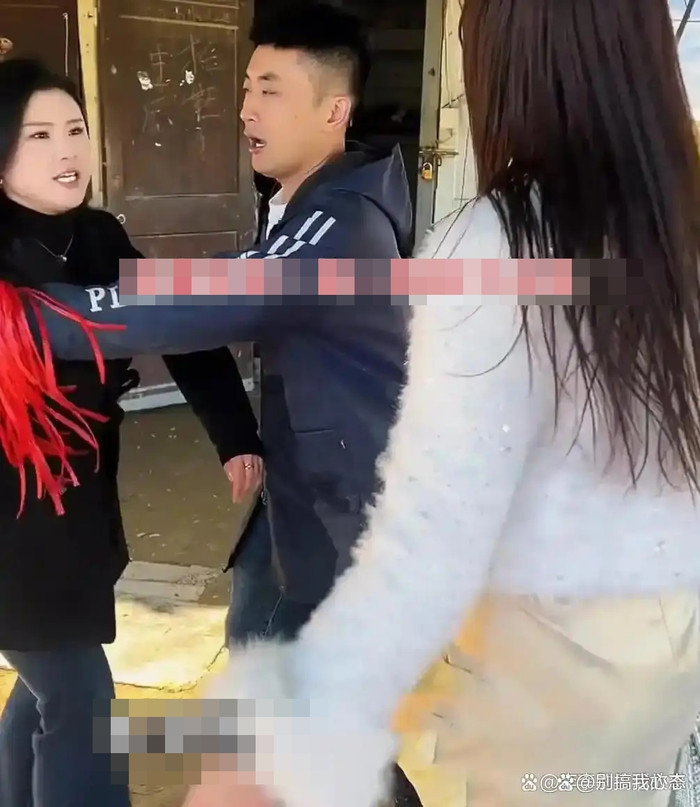 Người đàn ông ly hôn sau 6 năm, tình đầu bất ngờ xuất hiện sau 20 năm và phản ứng khó tin của vợ cũ Ảnh 3