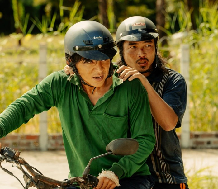 Trại Buôn Người đạt doanh thu hơn 484 tỷ đồng.