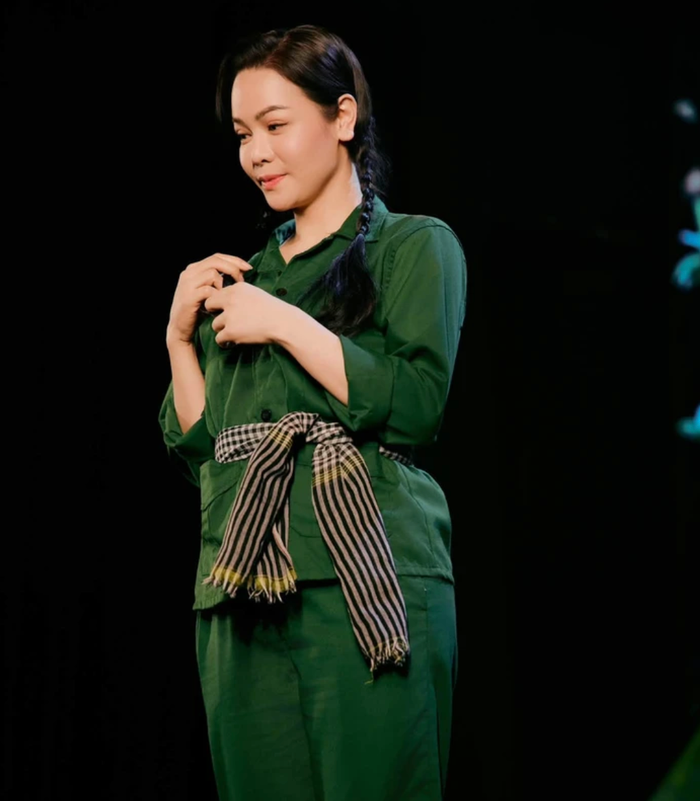 Nhật Kim Anh lựa chọn quay trở lại sân khấu kịch ở tuổi 41.