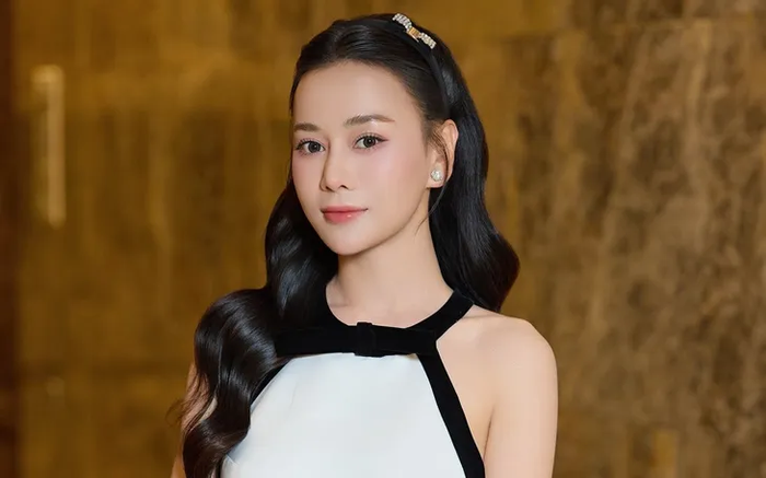 Sau gần 1 năm chia tay màn ảnh nhỏ, Phương Oanh đang tận hưởng những niềm vui bình dị trong cuộc sống.