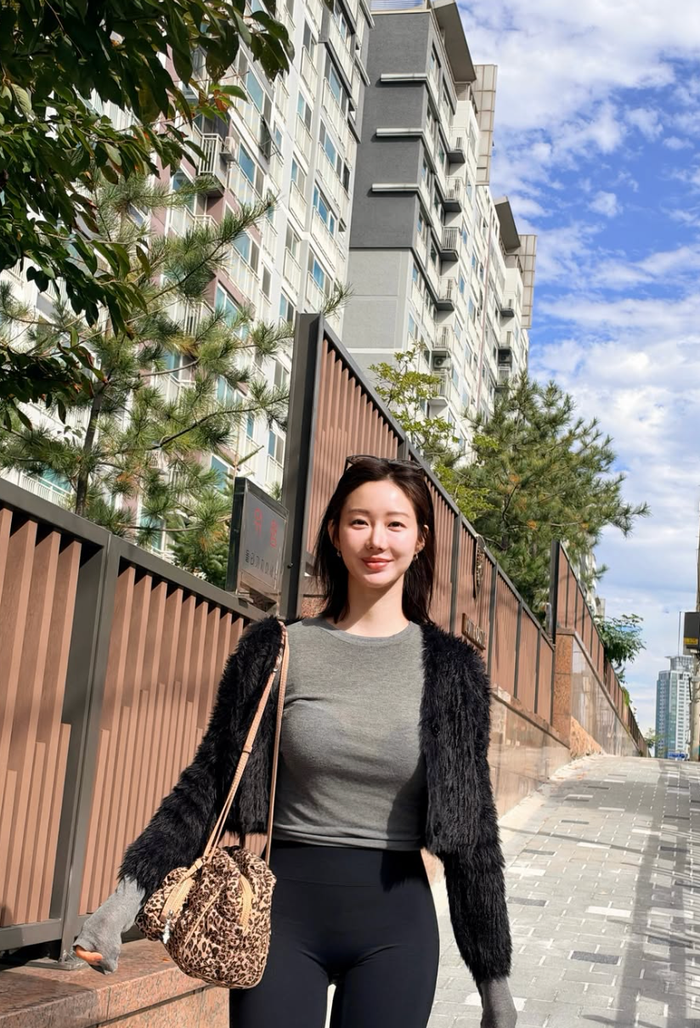 Han Groo gây bất ngờ với vóc dáng quyến rũ sau 4 năm ly hôn Ảnh 1