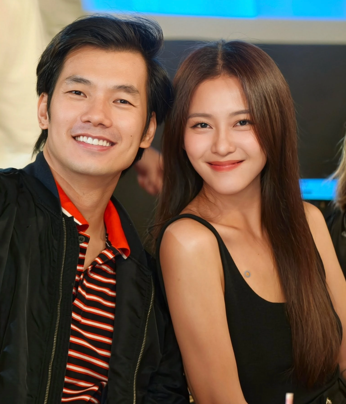 Khả Ngân và Nhan Phúc Vinh.