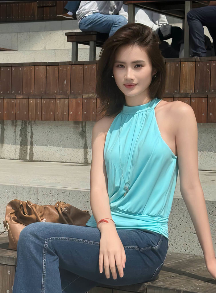 Hoa hậu Ý Nhi được nhận xét trưởng thành, chín chắn sau 3 năm du học Úc.