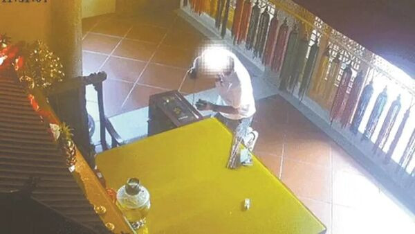 Lấy trộm 7 triệu đồng tiền công đức trong chùa, người đàn ông làm một việc khó tin trước khi bỏ trốn Ảnh 2