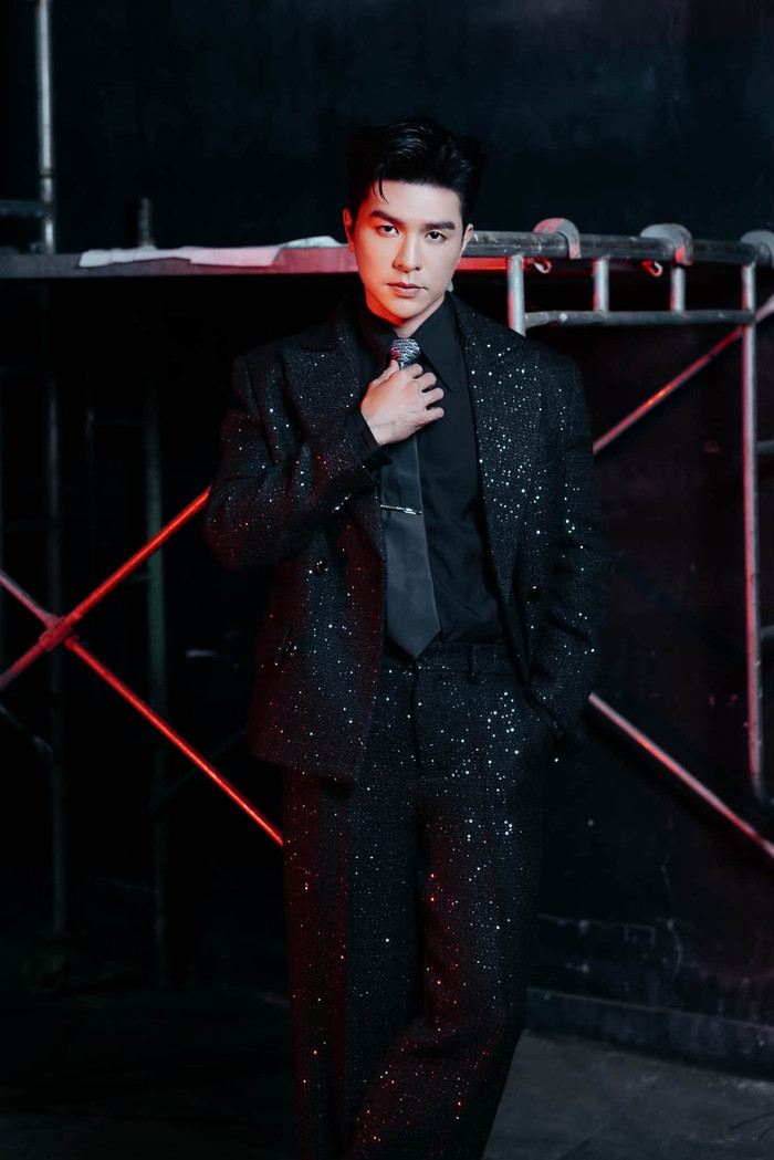 Từ diễn viên chật vật tìm chỗ đứng, Steven Nguyễn trở thành gương mặt được săn đón của điện ảnh Việt. Ảnh: FBNV