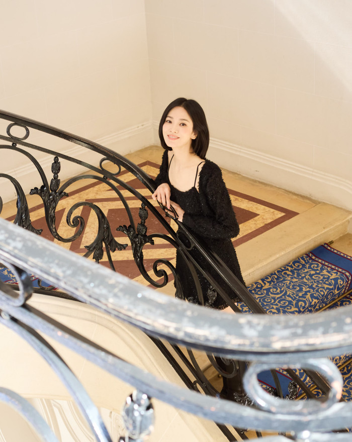 Vẻ đẹp nữ tính, thanh lịch của Song Hye Kyo,.