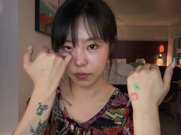 Wheein bật khóc khi nhớ về thời hoàng kim của MAMAMOO, cộng đồng mạng tranh cãi Ảnh 2