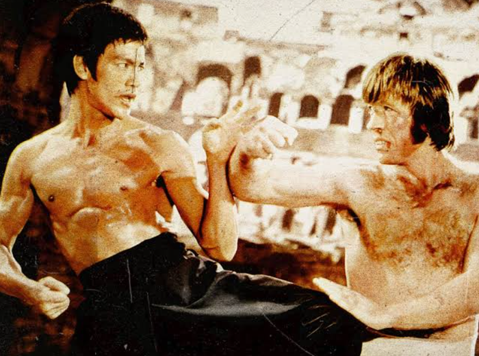 Màn đối đầu giữa Lý Tiểu Long và Chuck Norris trong Mãnh long quá giang trở thành cảnh phim võ thuật kinh điển.